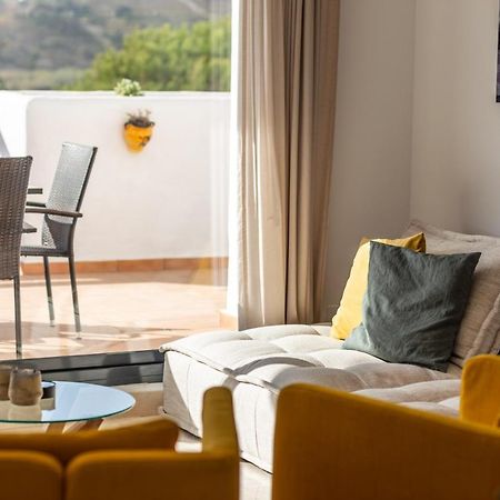 Lotus 2401 - Beautiful Apartment With Pool & Sea View كاساريس المظهر الخارجي الصورة