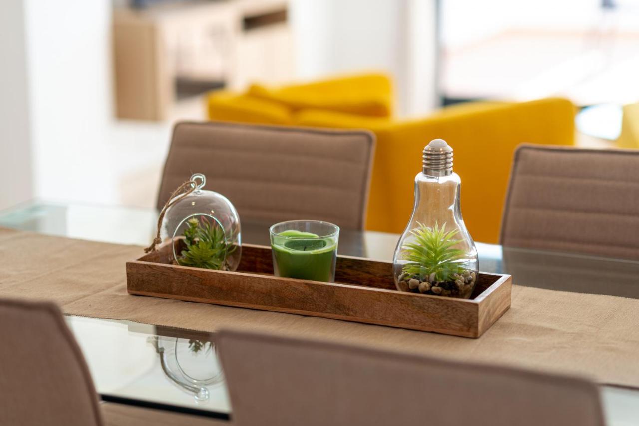 Lotus 2401 - Beautiful Apartment With Pool & Sea View كاساريس المظهر الخارجي الصورة