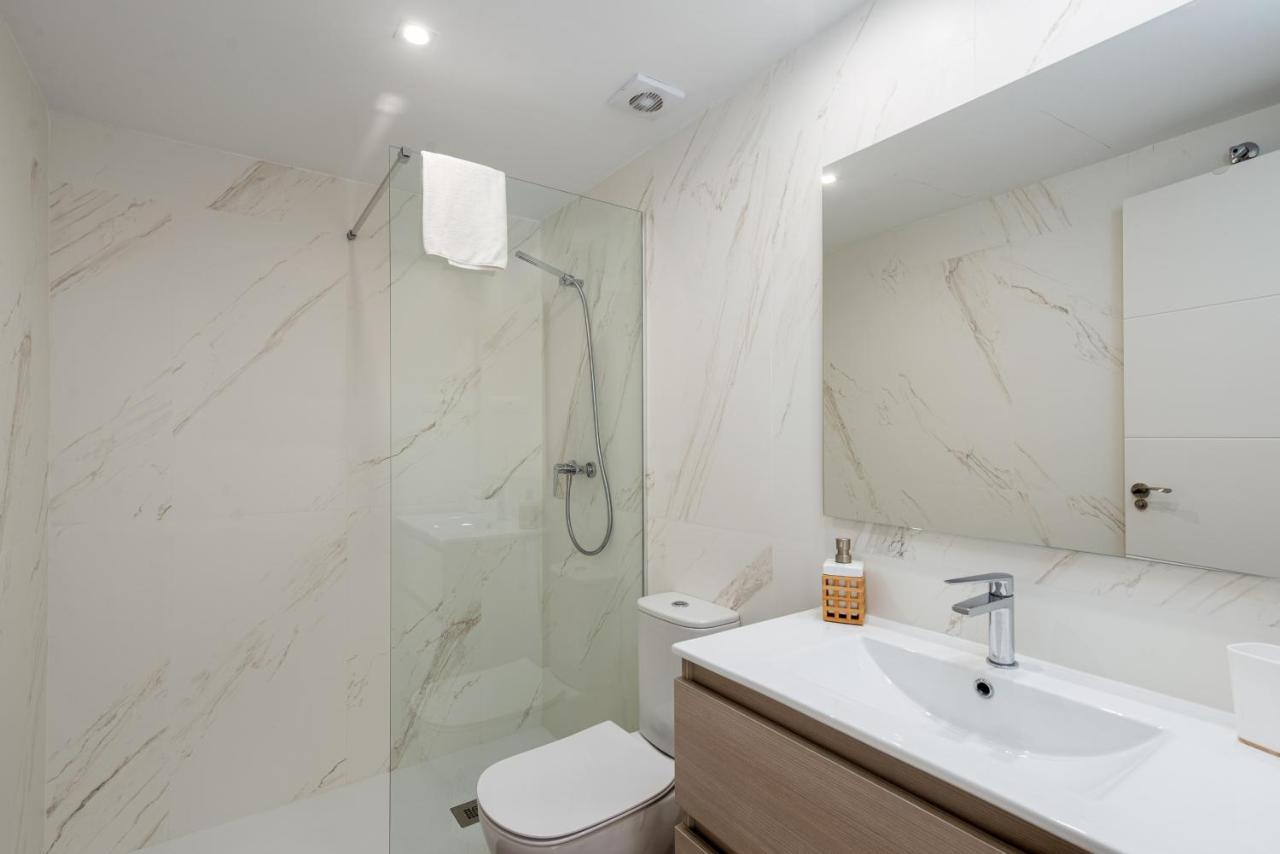 Lotus 2401 - Beautiful Apartment With Pool & Sea View كاساريس المظهر الخارجي الصورة