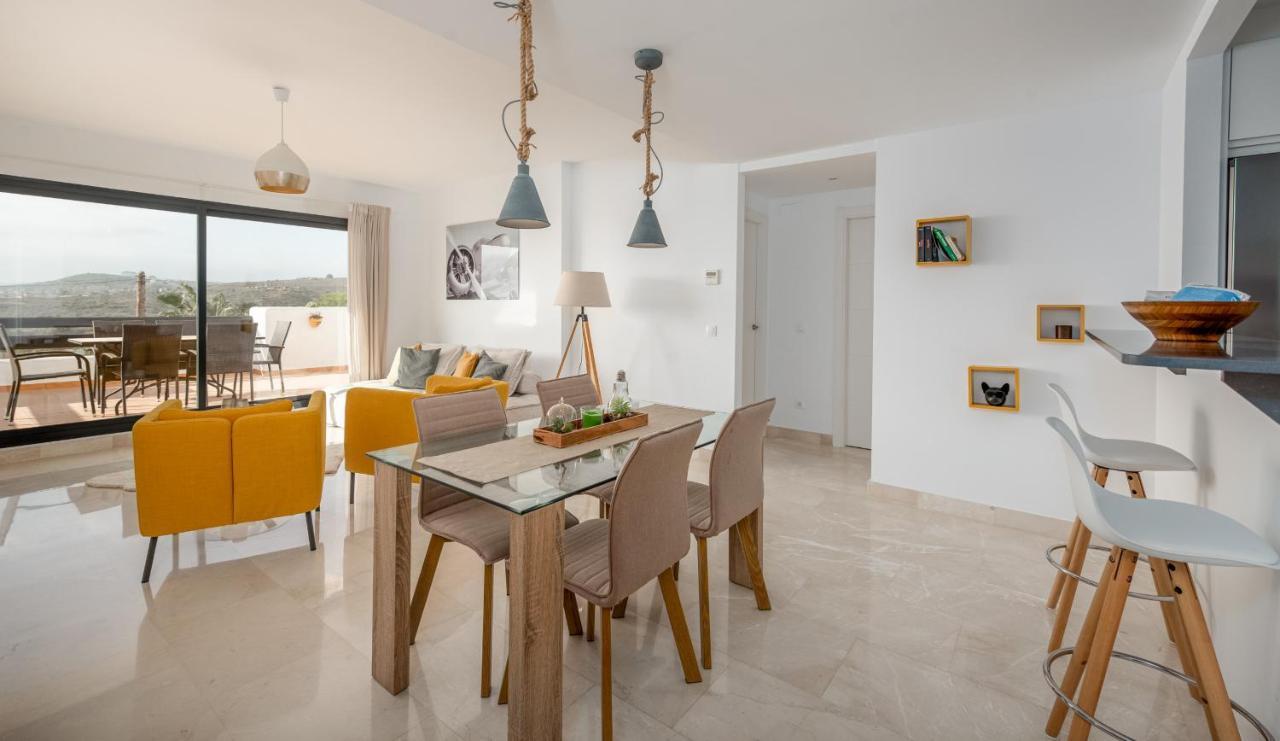 Lotus 2401 - Beautiful Apartment With Pool & Sea View كاساريس المظهر الخارجي الصورة