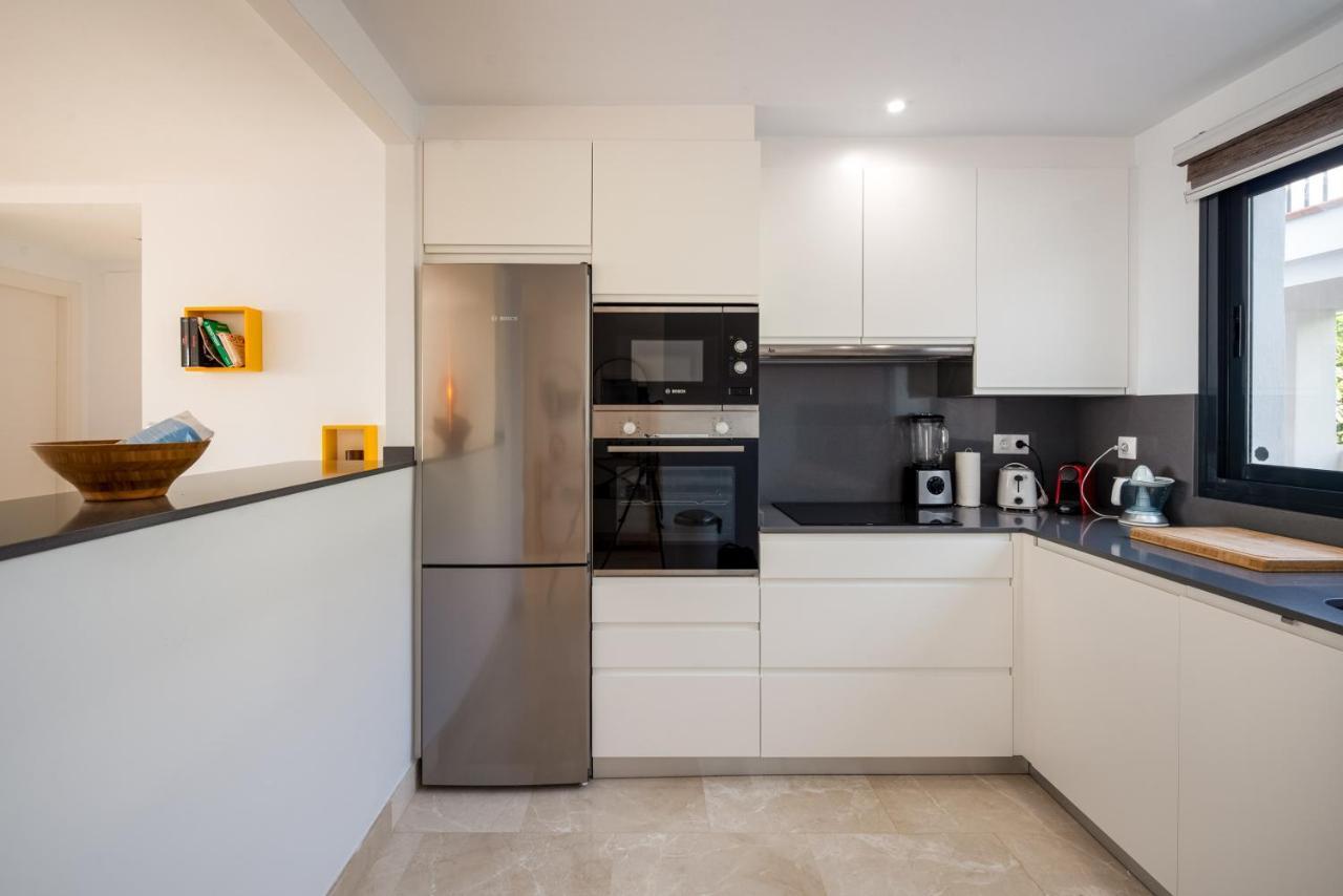 Lotus 2401 - Beautiful Apartment With Pool & Sea View كاساريس المظهر الخارجي الصورة