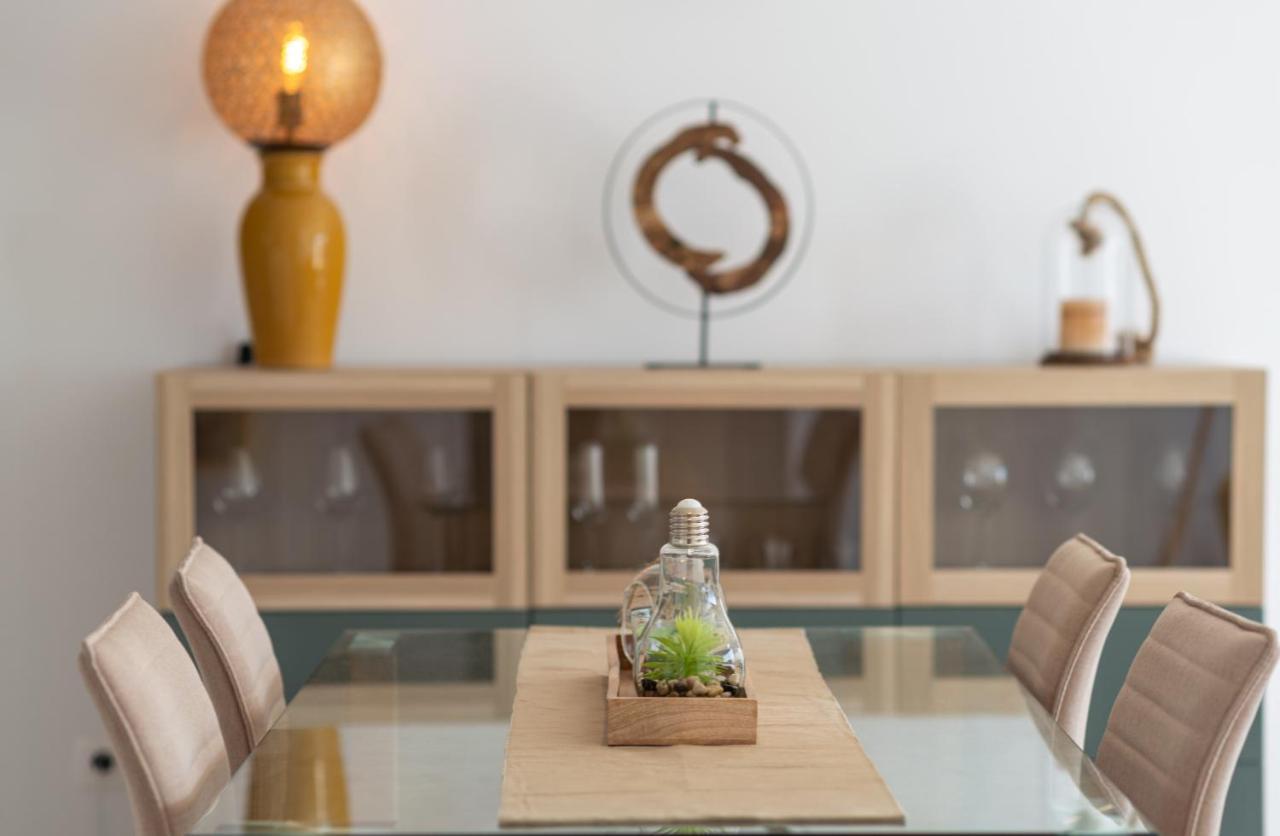 Lotus 2401 - Beautiful Apartment With Pool & Sea View كاساريس المظهر الخارجي الصورة